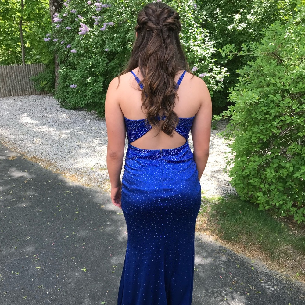 Prom Dress - Picture 5 of 7